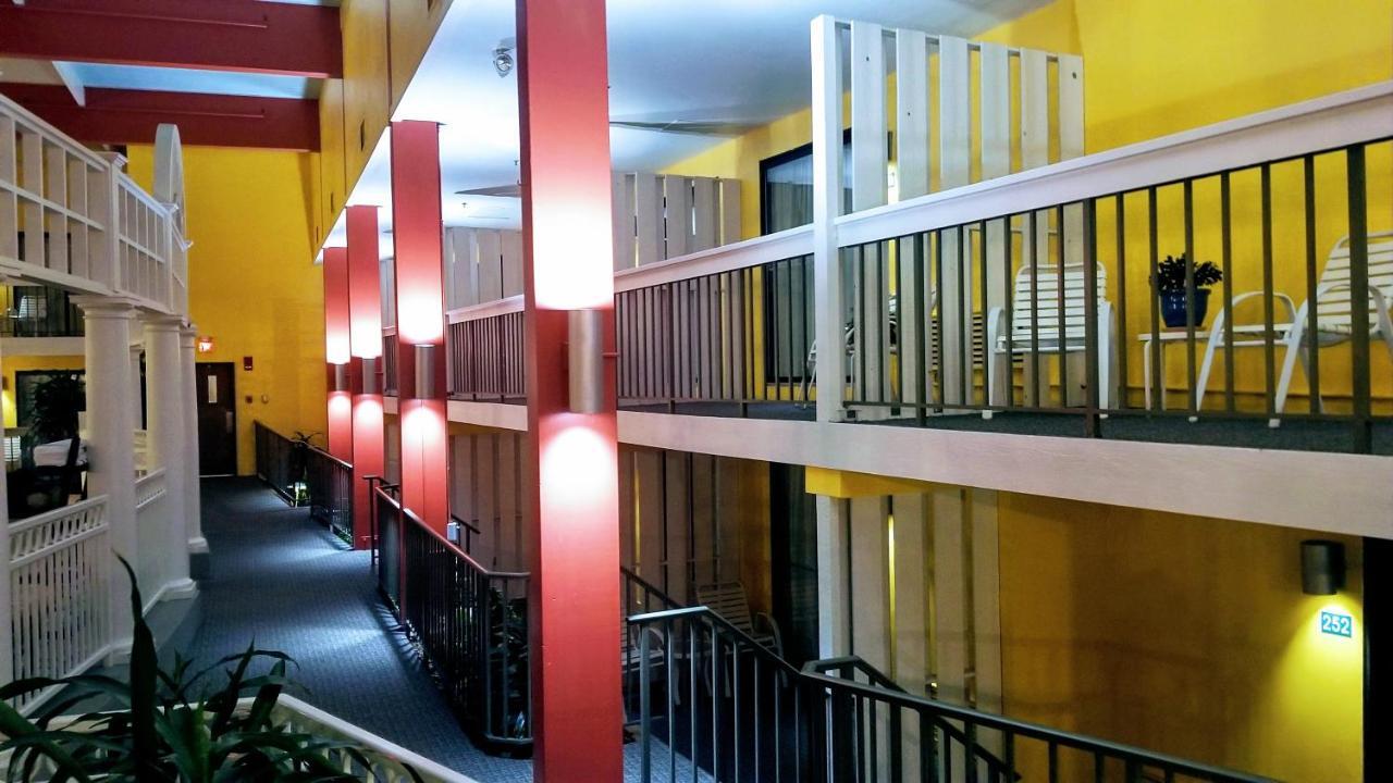 Bel-aire Hotel